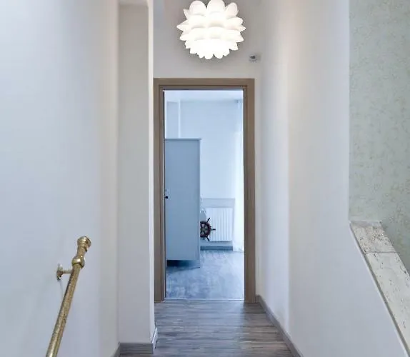 Pietra Di Mare * バーリ